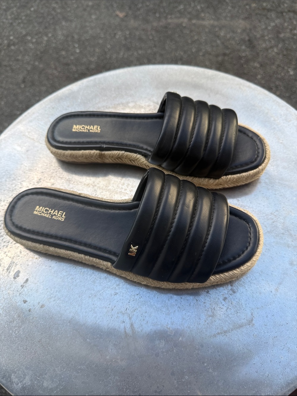 MICHAEL KORS SLIDE SANDALS